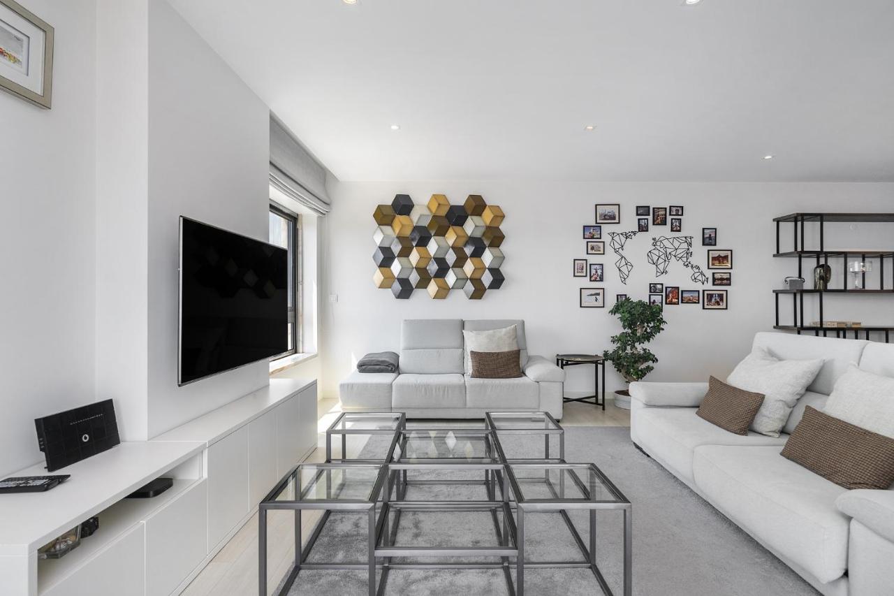 Whome Family Condo - Urban Retreat With Parking, Ac, Elevator In Great Location リスボン エクステリア 写真